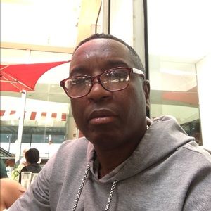 Meet your Posher, Evelio